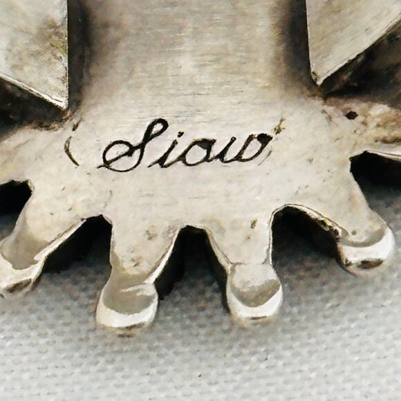 Zuni Sterling Silver & Turquoise Petit Point Ring - Size 7 - Picture 7 of 8